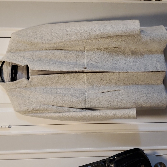Zara blazer, light weight jacket - Picture 2 of 5